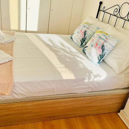 The Rock Retreat - Gibraltar Apartment Ngoại thất bức ảnh