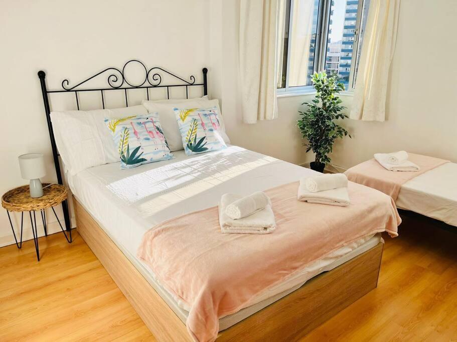 The Rock Retreat - Gibraltar Apartment Ngoại thất bức ảnh