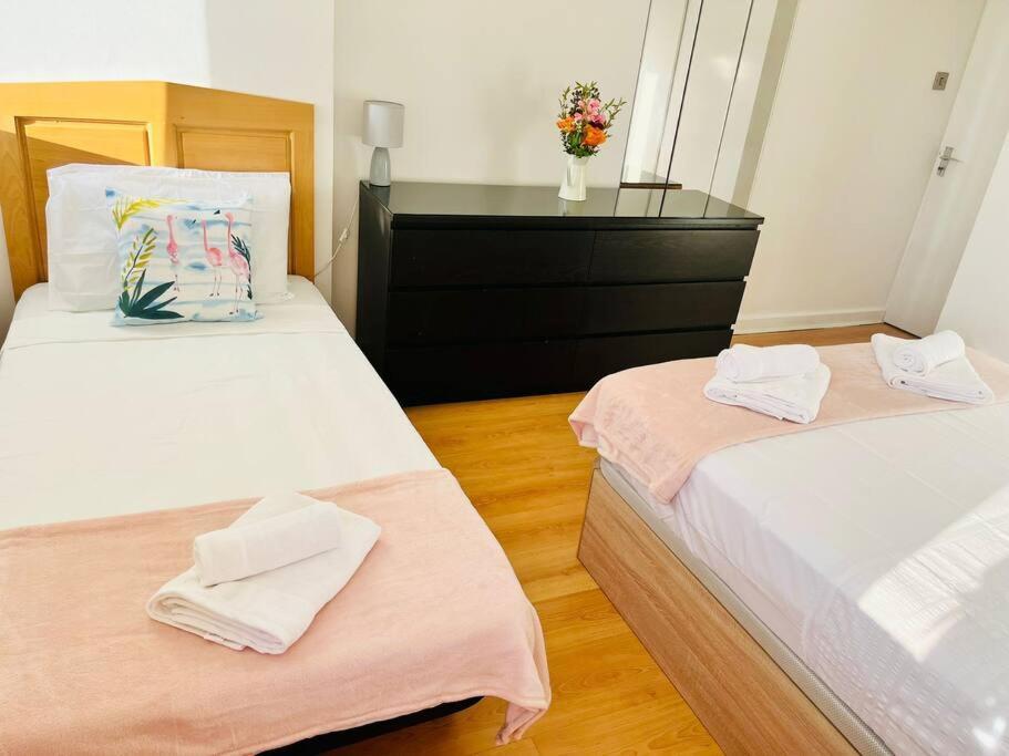 The Rock Retreat - Gibraltar Apartment Ngoại thất bức ảnh