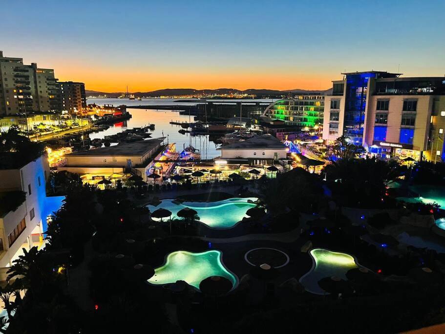 The Rock Retreat - Gibraltar Apartment Ngoại thất bức ảnh
