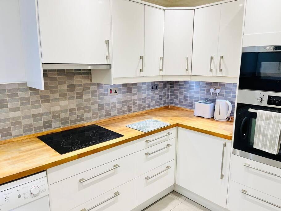 The Rock Retreat - Gibraltar Apartment Ngoại thất bức ảnh
