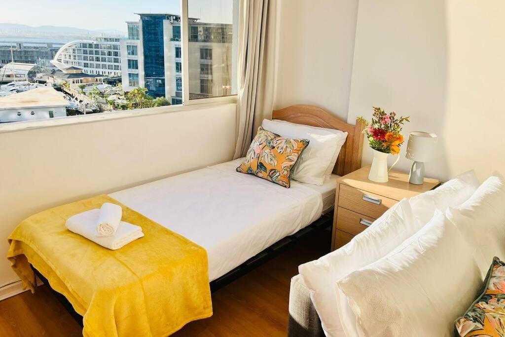The Rock Retreat - Gibraltar Apartment Ngoại thất bức ảnh